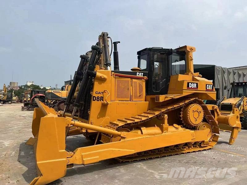 CAT D8R Crawler dozers