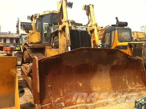 CAT D8R Crawler dozers