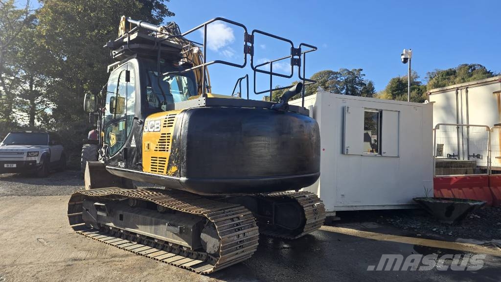 JCB JS 130 Crawler excavators