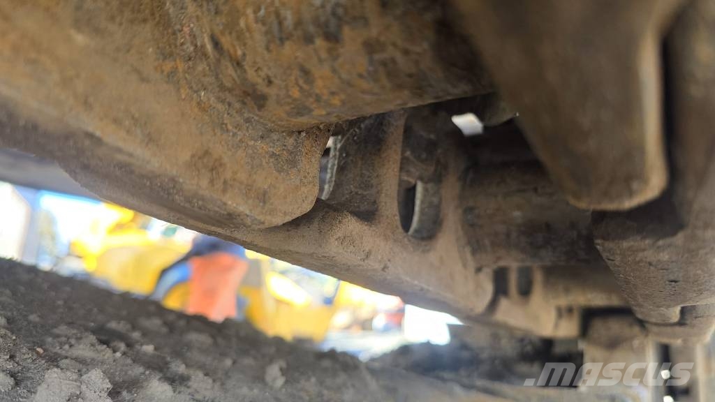 JCB JS 130 Crawler excavators