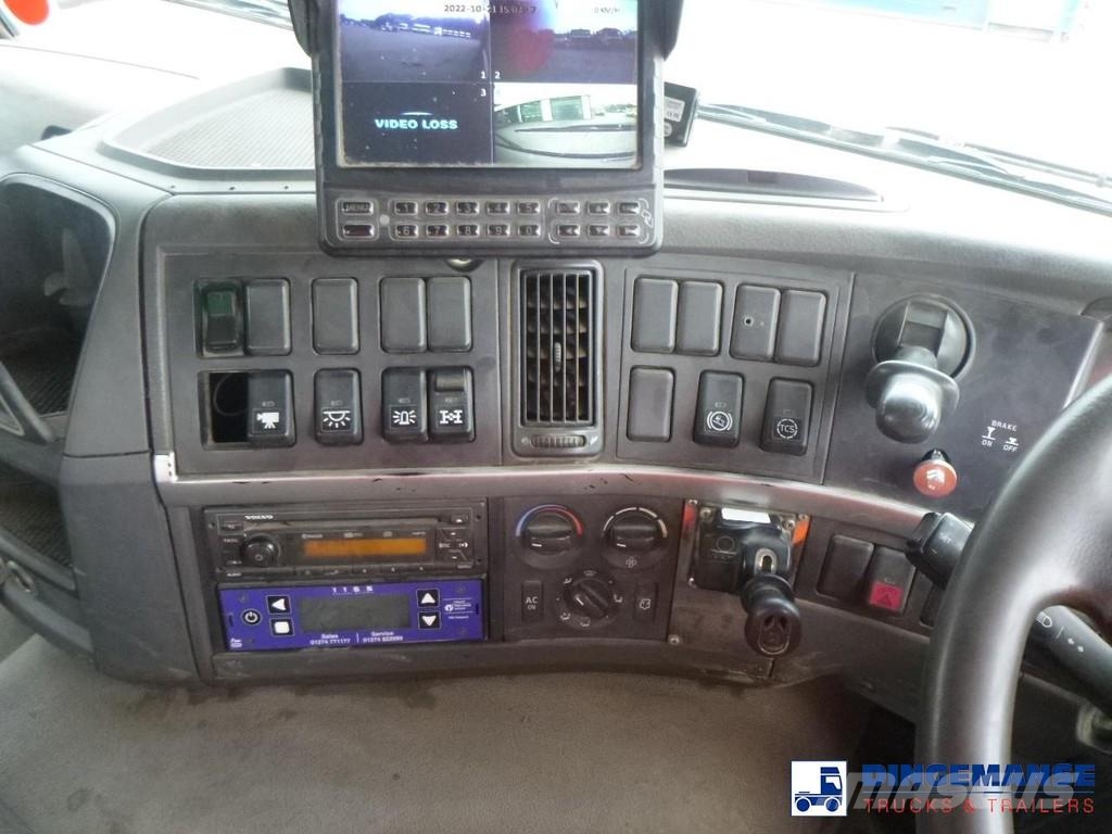 Volvo FM 410 8x4 RHD steel tipper 16.6 m3 Billenő teherautók