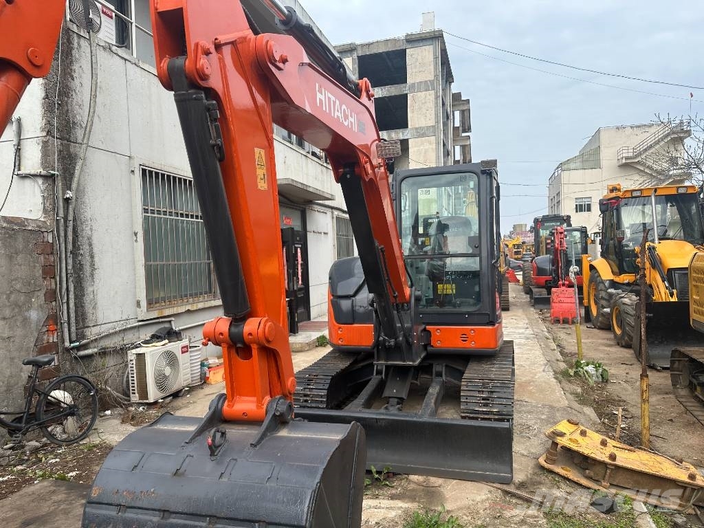 Hitachi ZX 68USR-5A Minibagger < 7t