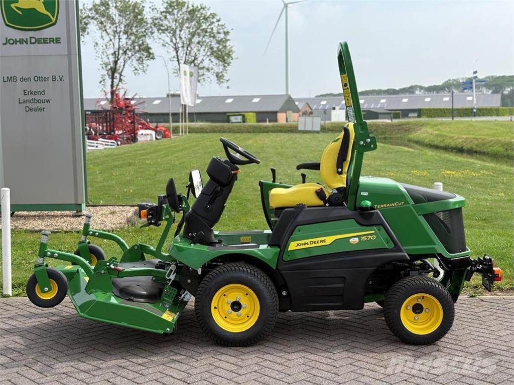John Deere 1570 ZITMAAIER Χορτοκοπτικά με όρθιο χειριστή