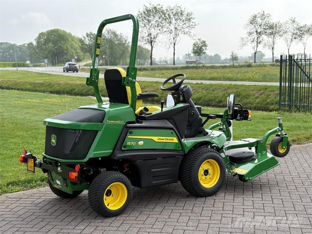 John Deere 1570 ZITMAAIER Χορτοκοπτικά με όρθιο χειριστή