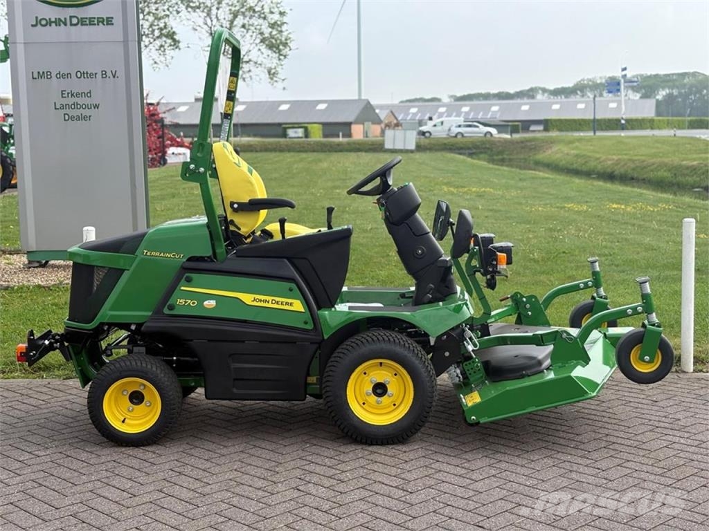 John Deere 1570 ZITMAAIER Χορτοκοπτικά με όρθιο χειριστή
