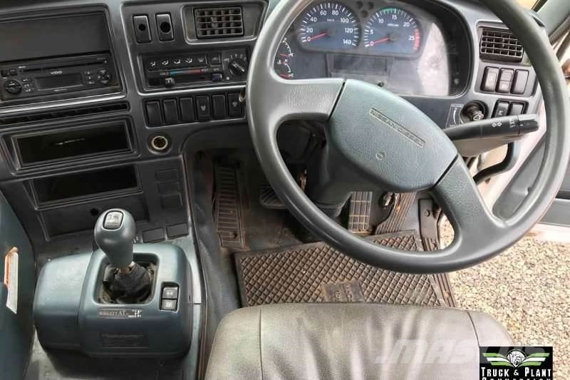 UD 2007 Nissan UD400 Otros camiones