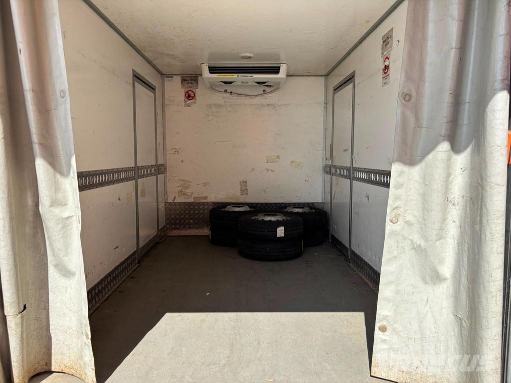 Volkswagen Crafter 50 4x2 TK V-300MAX / BOX L=3656 mm Frigpfrik