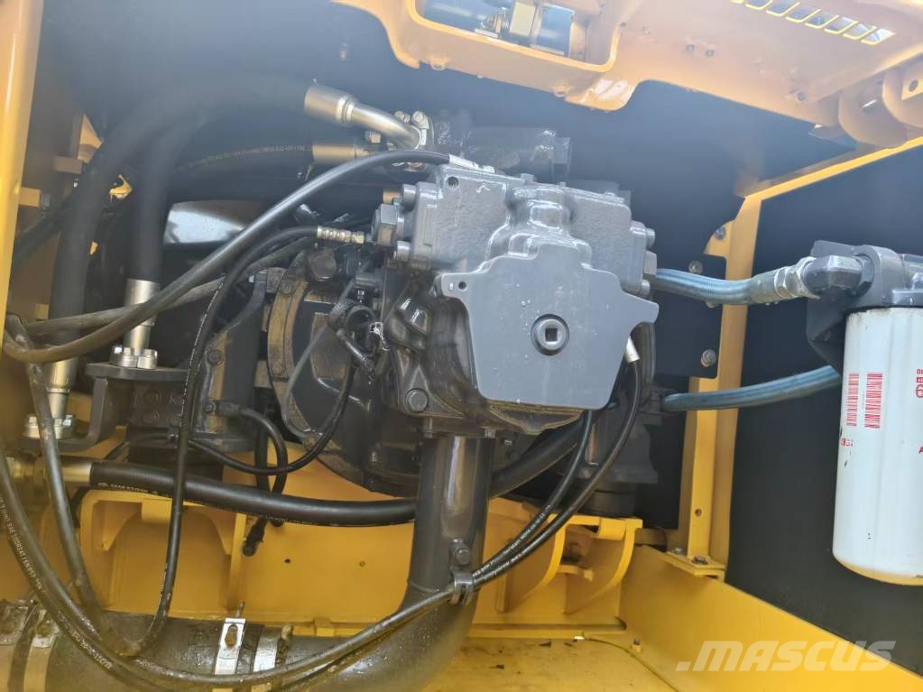 Komatsu PC350 Escavatori cingolati