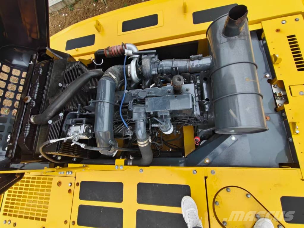 Komatsu PC350 Escavatori cingolati