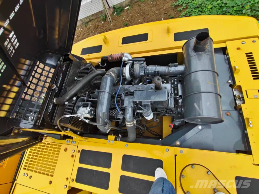 Komatsu PC350 Escavatori cingolati