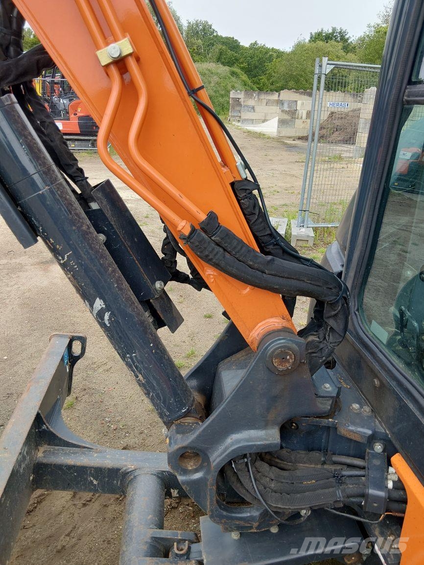 Hitachi ZX33U-6 (7788) Mini bageri < 7t