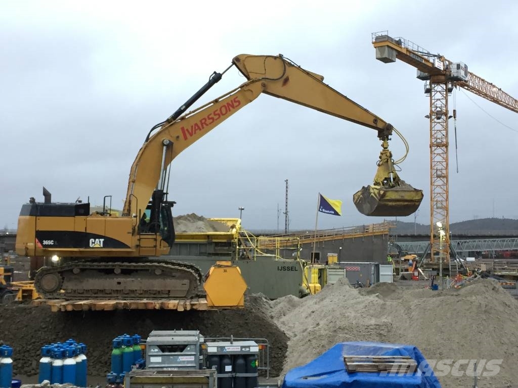 CAT 365C Excavadoras de largo alcance
