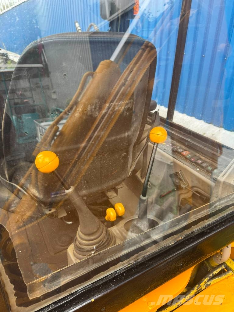 JCB 1CX Ekskavaatorlaadurid