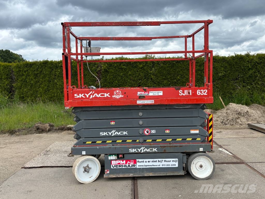 SkyJack SJ 4632 12m schaarlift Skyjack schaarhoogwerker Ножични работни платформи
