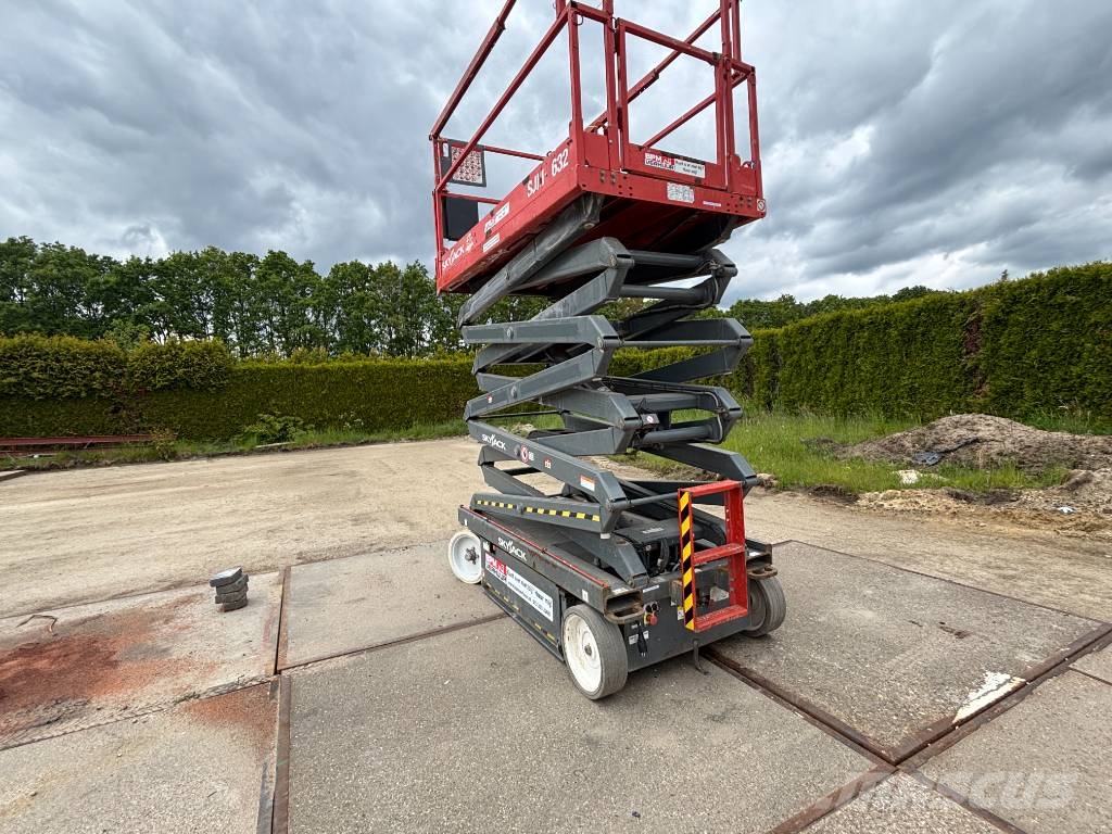 SkyJack SJ 4632 12m schaarlift Skyjack schaarhoogwerker Ножични работни платформи