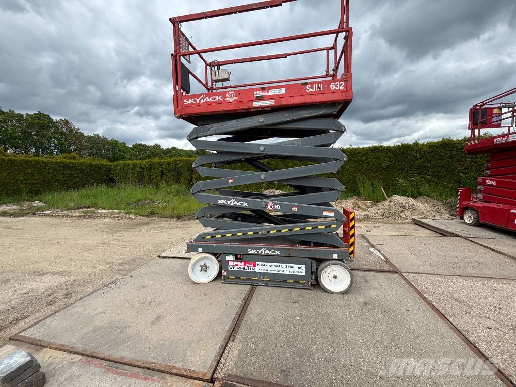 SkyJack SJ 4632 12m schaarlift Skyjack schaarhoogwerker Ножични работни платформи