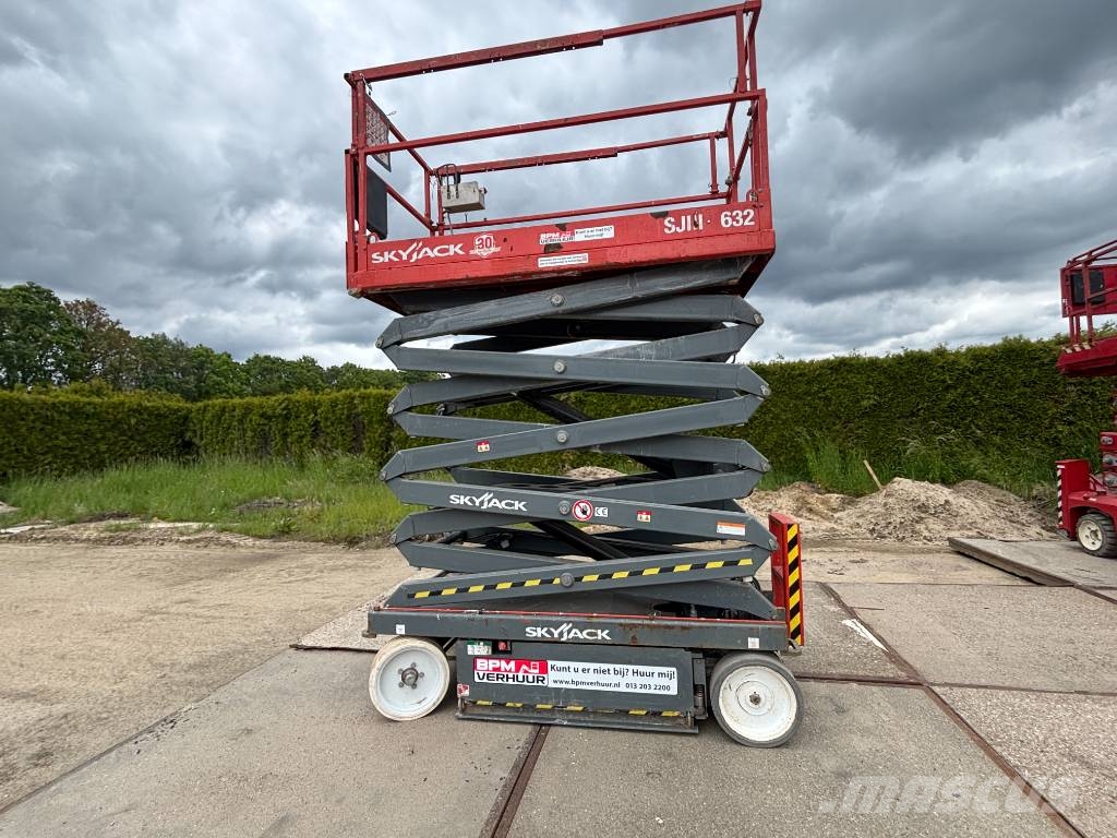 SkyJack SJ 4632 12m schaarlift Skyjack schaarhoogwerker Ножични работни платформи