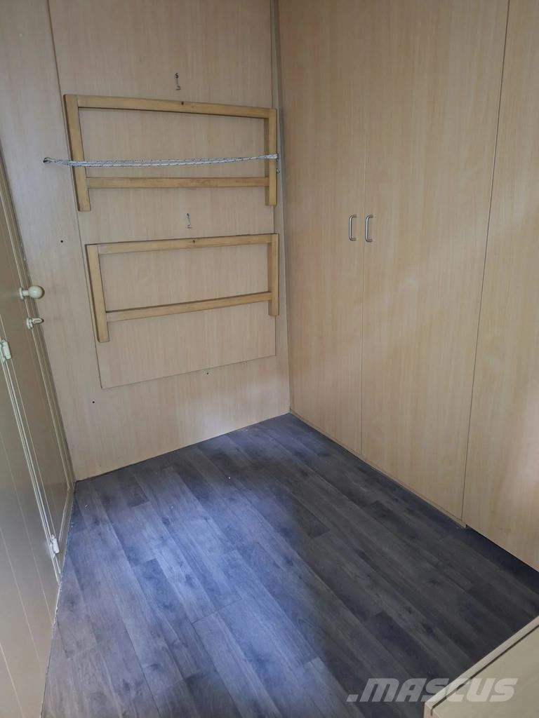DAF LF 55 AE 55 LF-12 |VERVOER VOOR 5 PAARDEN | INGEBO Dyretransport