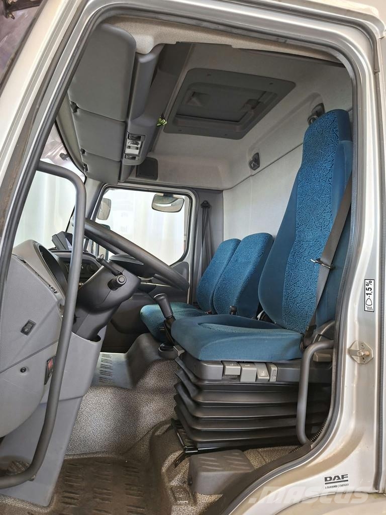 DAF LF 55 AE 55 LF-12 |VERVOER VOOR 5 PAARDEN | INGEBO Dyretransport