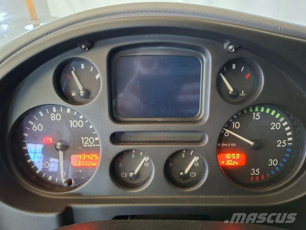 DAF LF 55 AE 55 LF-12 |VERVOER VOOR 5 PAARDEN | INGEBO Dyretransport
