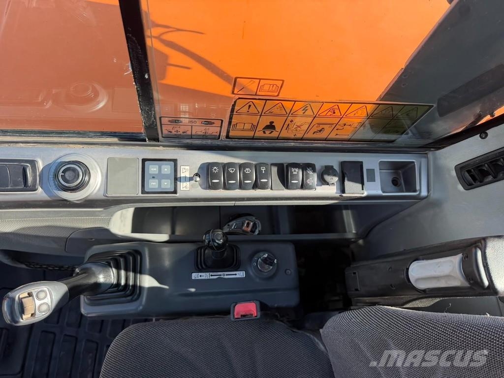 Doosan DX 62 R-3 6.2T - *FULL HYDR - *CENTRAL GREASING* - Minigraafmachines < 7t
