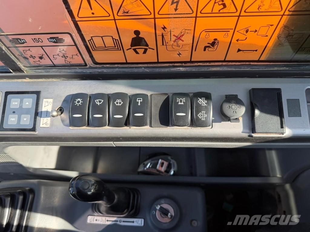 Doosan DX 62 R-3 6.2T - *FULL HYDR - *CENTRAL GREASING* - Minigraafmachines < 7t