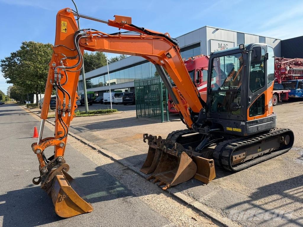 Doosan DX 62 R-3 6.2T - *FULL HYDR - *CENTRAL GREASING* - Minigraafmachines < 7t