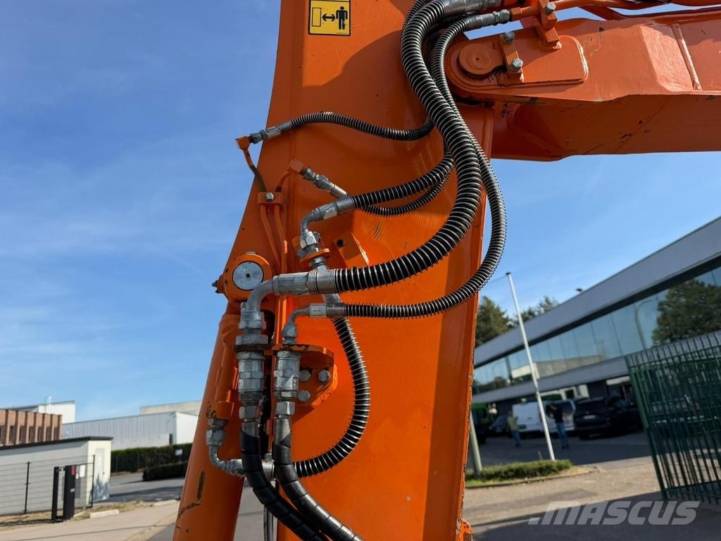 Doosan DX 62 R-3 6.2T - *FULL HYDR - *CENTRAL GREASING* - Minigraafmachines < 7t