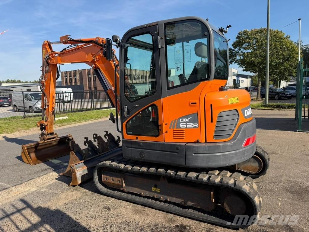 Doosan DX 62 R-3 6.2T - *FULL HYDR - *CENTRAL GREASING* - Minigraafmachines < 7t