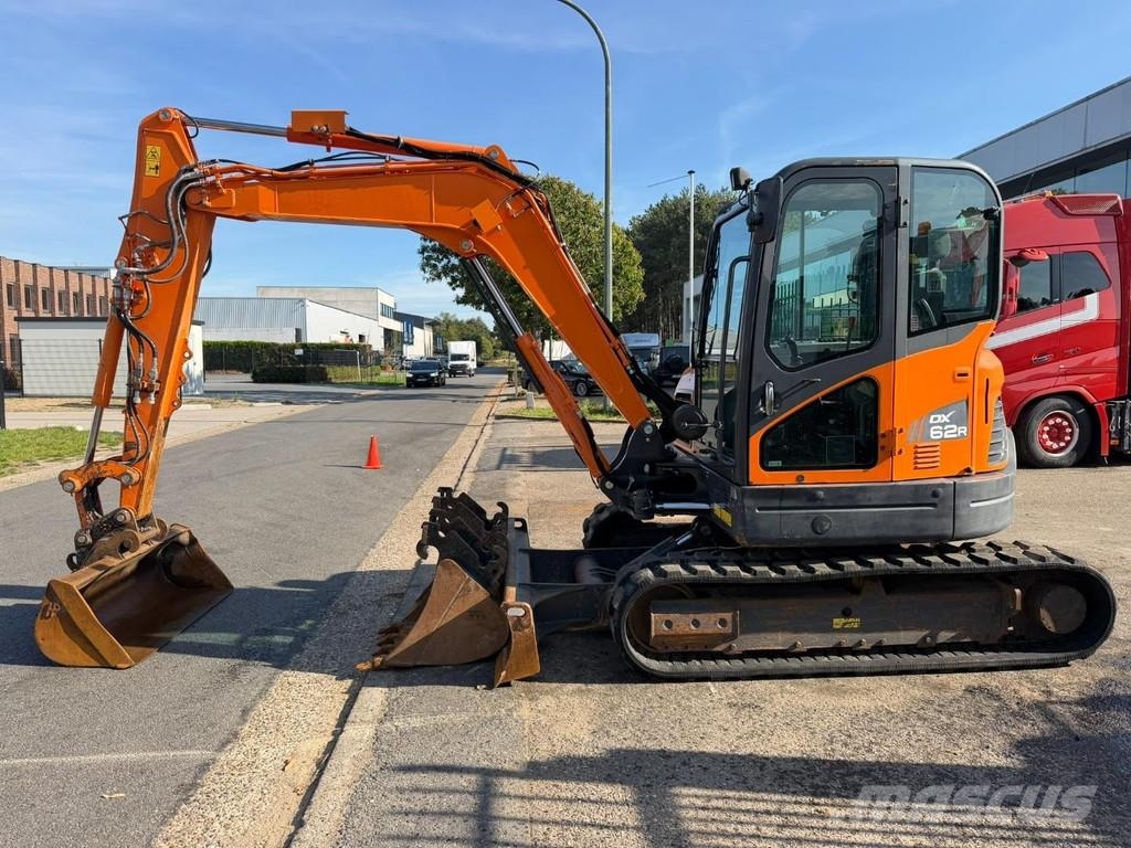 Doosan DX 62 R-3 6.2T - *FULL HYDR - *CENTRAL GREASING* - Minigraafmachines < 7t
