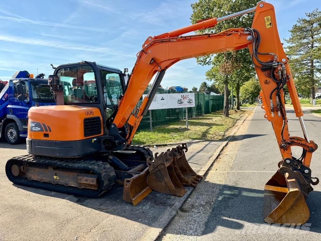 Doosan DX 62 R-3 6.2T - *FULL HYDR - *CENTRAL GREASING* - Minigraafmachines < 7t