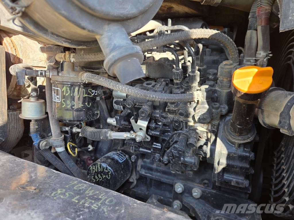Komatsu PC 55 MR-3 ミニ油圧ショベル 7t以下(ミニユンボ・ミニディガー)