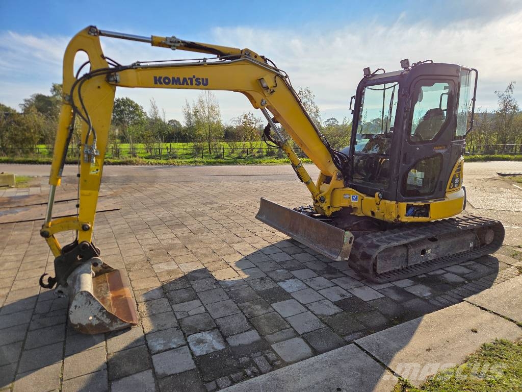 Komatsu PC 55 MR-3 ミニ油圧ショベル 7t以下(ミニユンボ・ミニディガー)