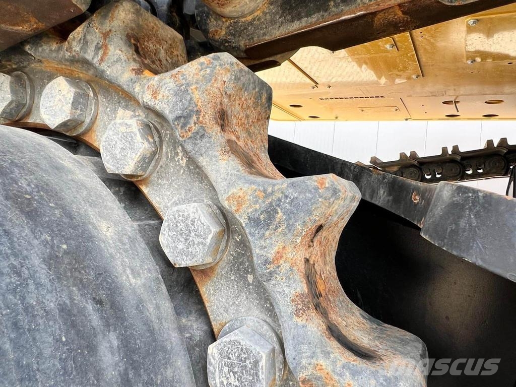 CAT 374-07 Excavadoras sobre orugas