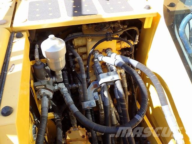 Komatsu PC120-11 履带挖掘机
