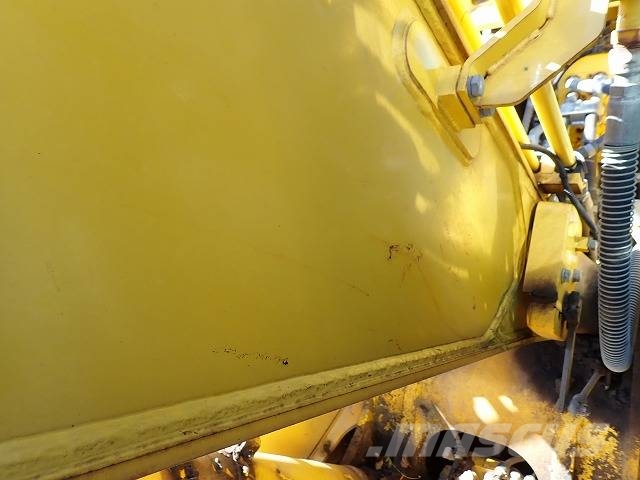 Komatsu PC120-11 履带挖掘机