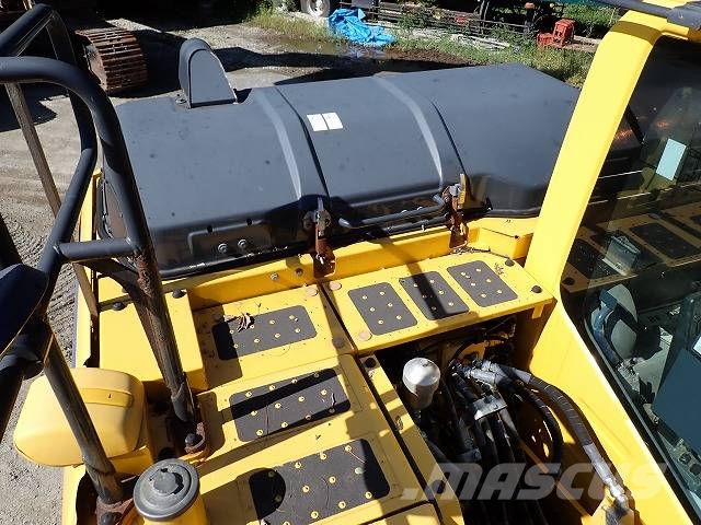 Komatsu PC120-11 履带挖掘机