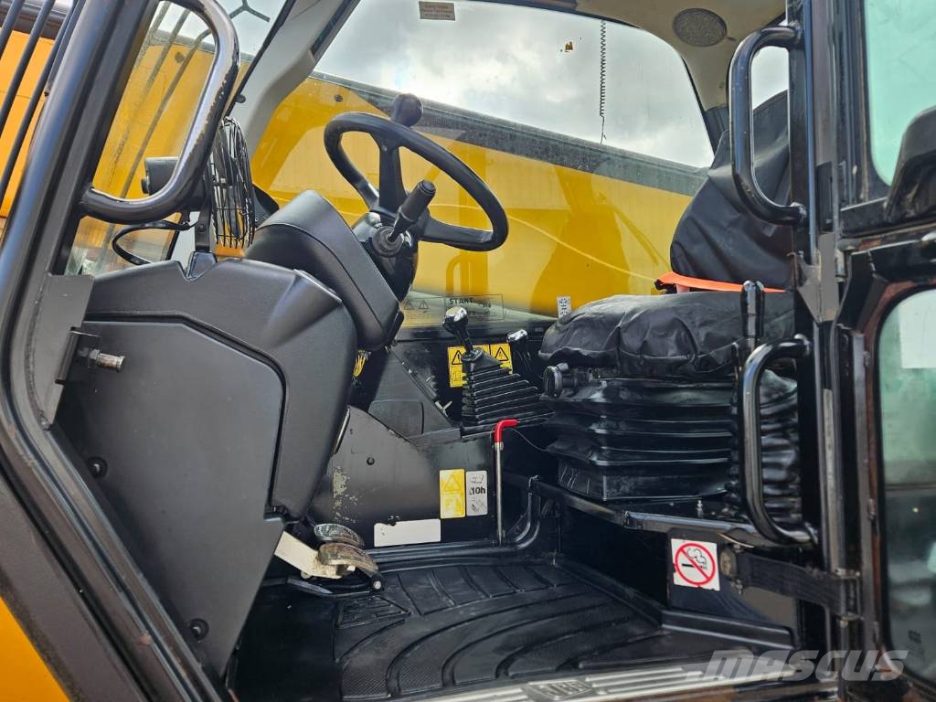 JCB 535-140 Teleskoplastare