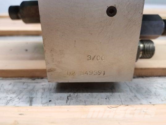 JCB 537-135 valve block Hüdraulika