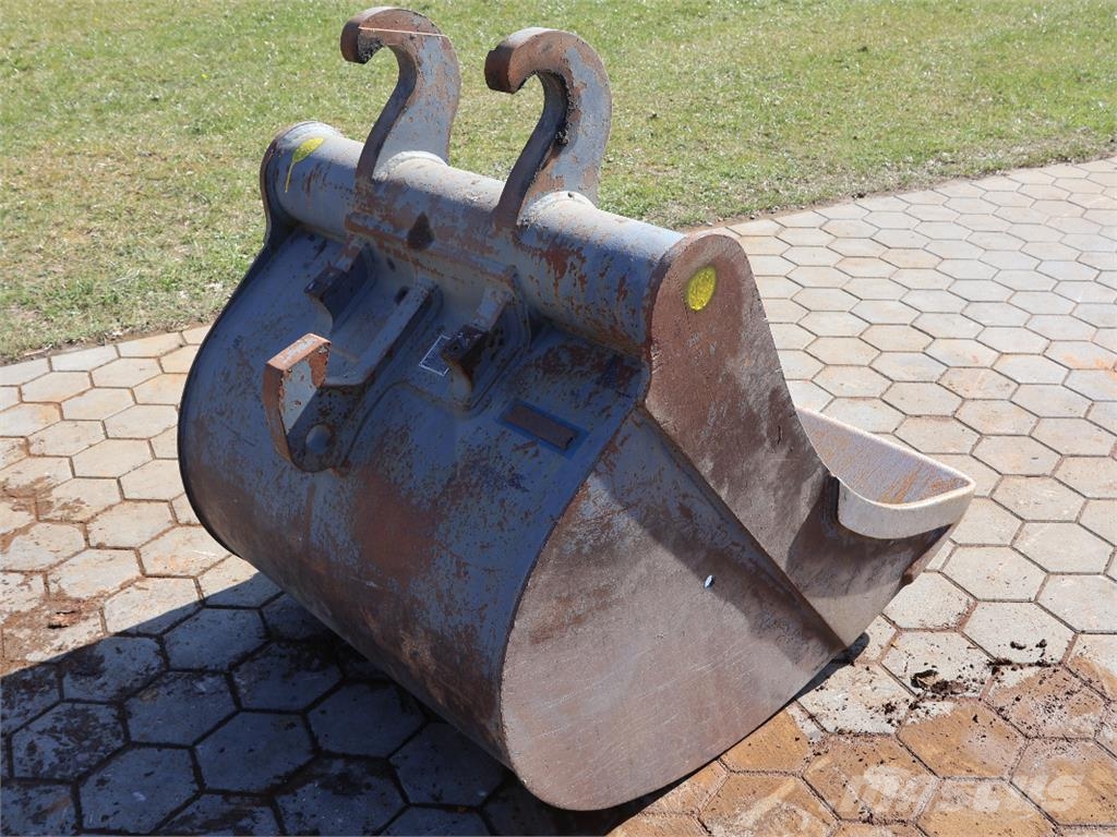 TIEFLÖFFEL 1100 MM, 920 L Excavator