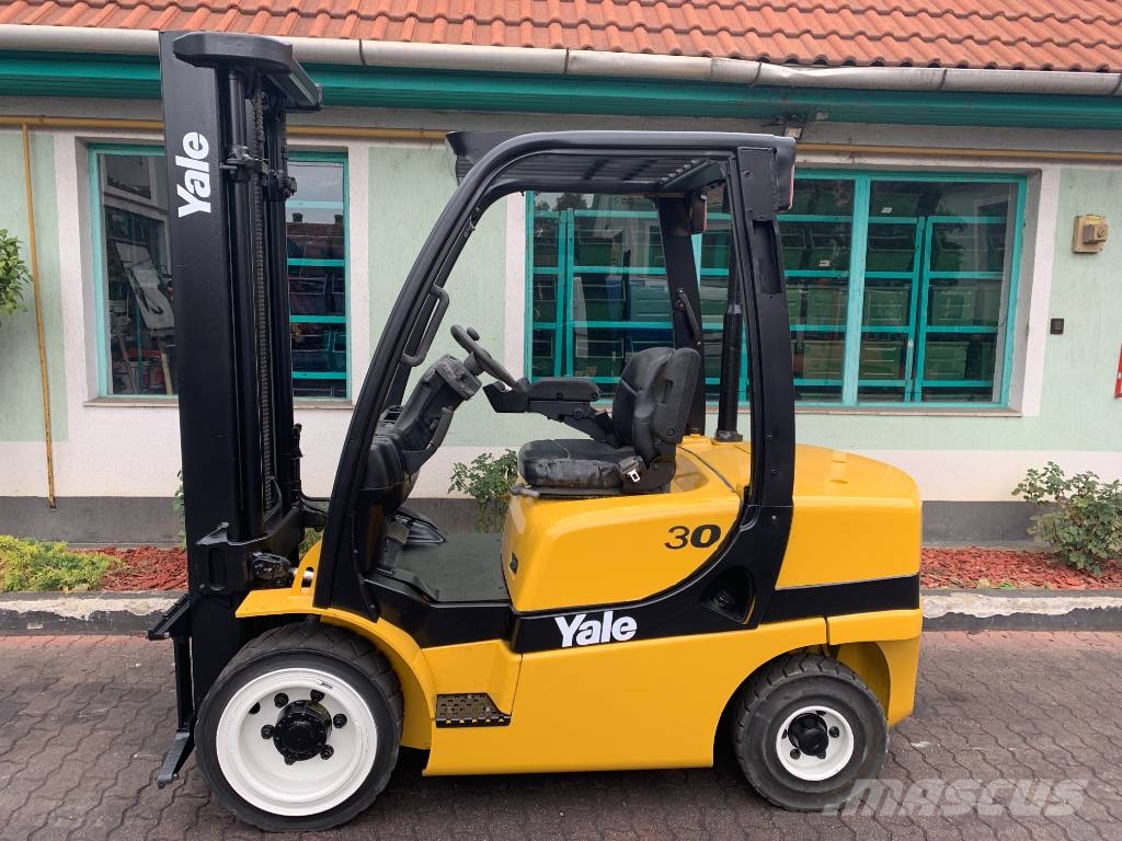 Yale GDP30VK V-3154 EO Dizelski viljuškari