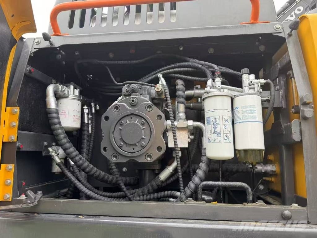Volvo 480D Paletli ekskavatörler