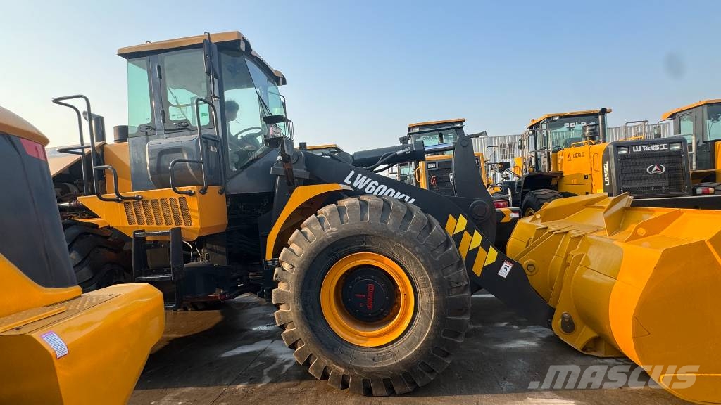 XCMG LW 600 KV Plenty of wheel loaders in stock Kolesni nakladalci