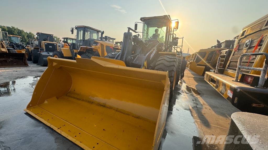 XCMG LW 600 KV Plenty of wheel loaders in stock Kolesni nakladalci