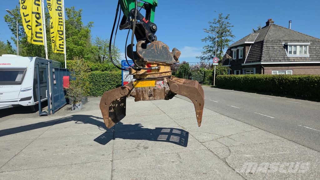 Verachtert CW55S eigen gewicht 2200kg. Chwytaki