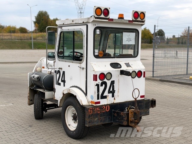 Ford TUG BALAST TRANSPORTER MASE 4000 KG /150 HP Wheel loaders
