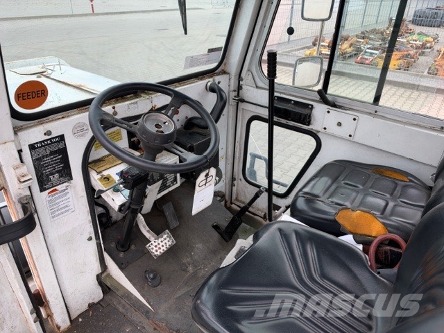 Ford TUG BALAST TRANSPORTER MASE 4000 KG /150 HP Wheel loaders