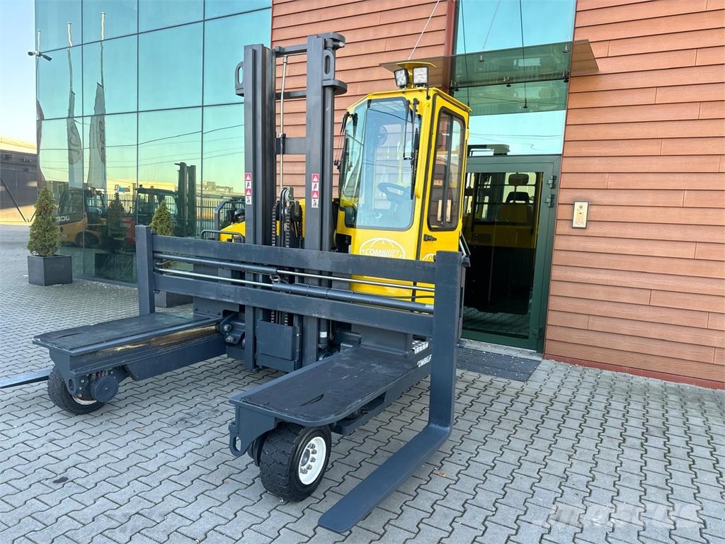 Combilift C4000 /2021 year/LPG / 1708 hours !!! Повдигач с движение в 4 посоки