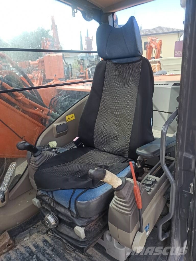 Hitachi ZX180LCNT-3 Escavatori cingolati