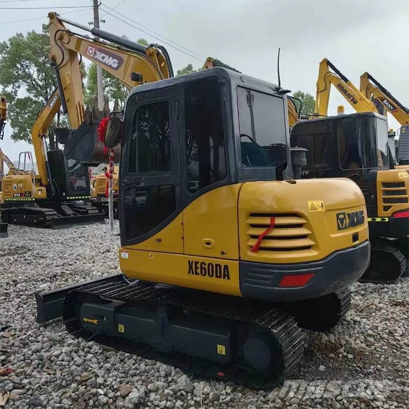 XCMG XE 60 DA Mini ekskavatori < 7 t
